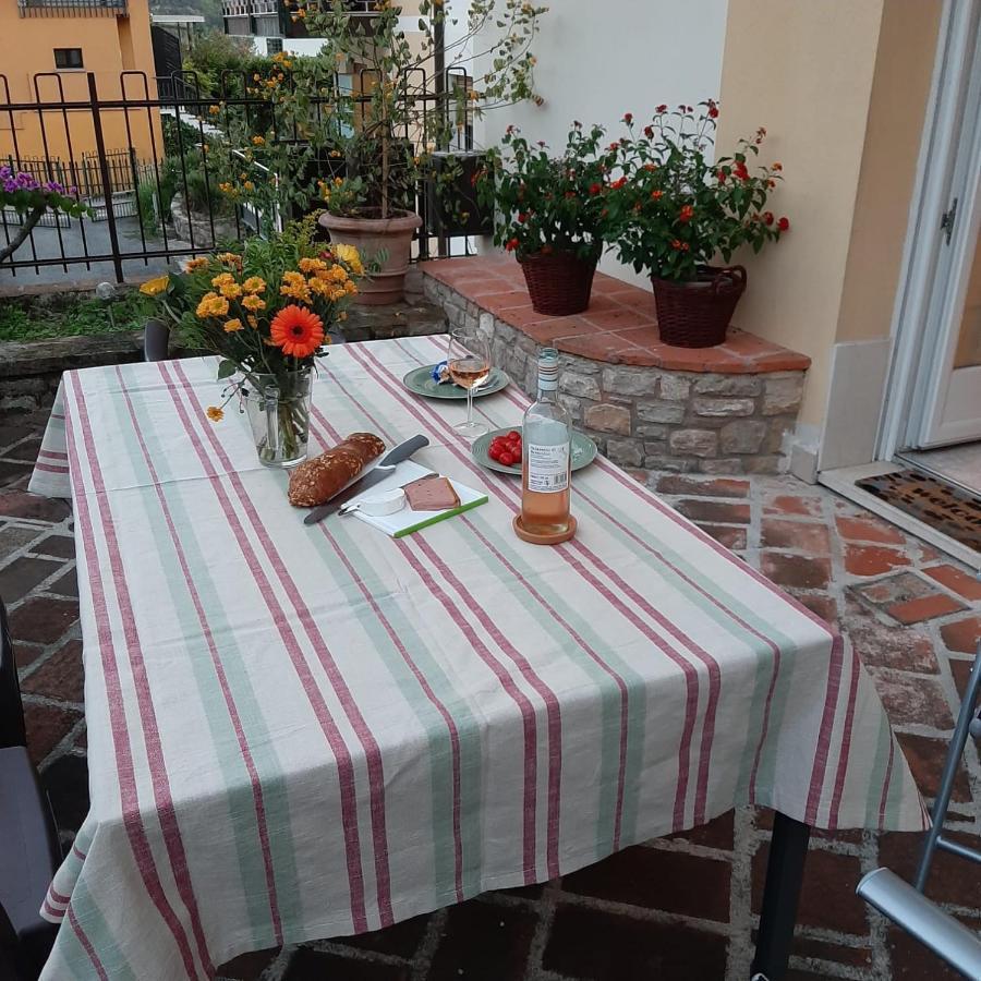 Appartamento Girasole, Salò Exterior foto